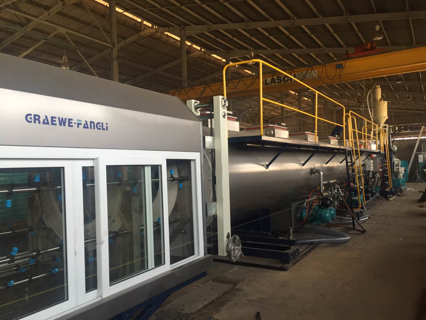 प्लास्टिक एक्स्ट्रुडरको मुख्य मेसिनको अस्थिर वर्तमान समाधान गर्न उपायहरू