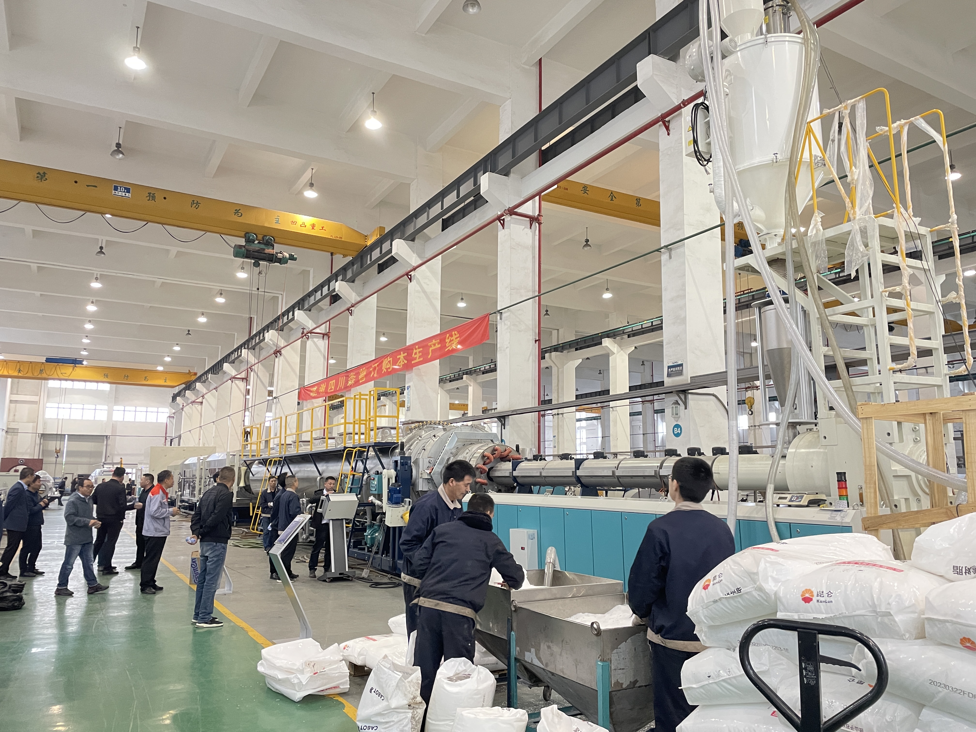 extruder को मुख्य प्राविधिक बिन्दुहरु के हो?