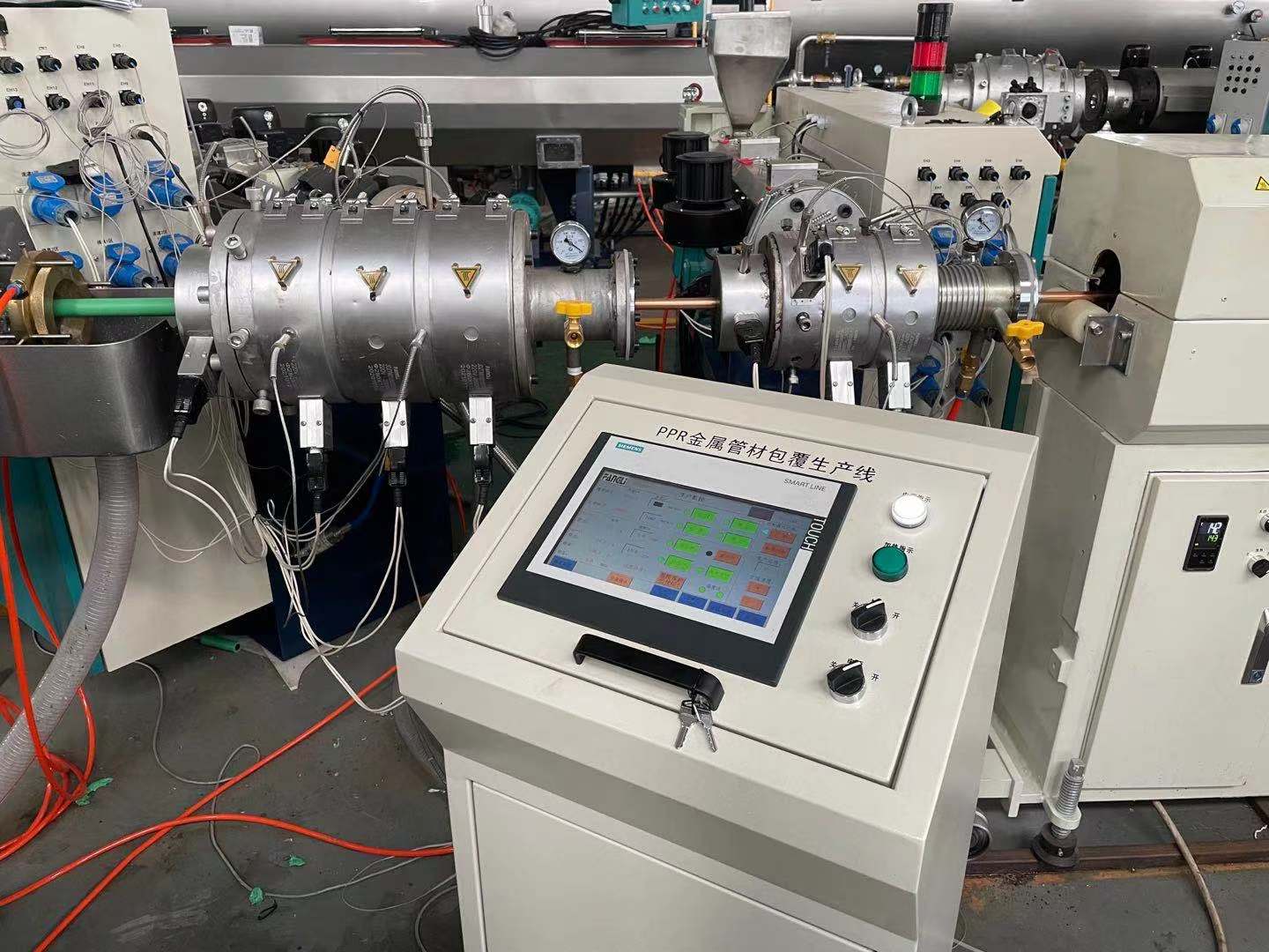 कम्पाउन्ड सामग्री पाइप उत्पादन लाइन कसरी कायम गर्ने