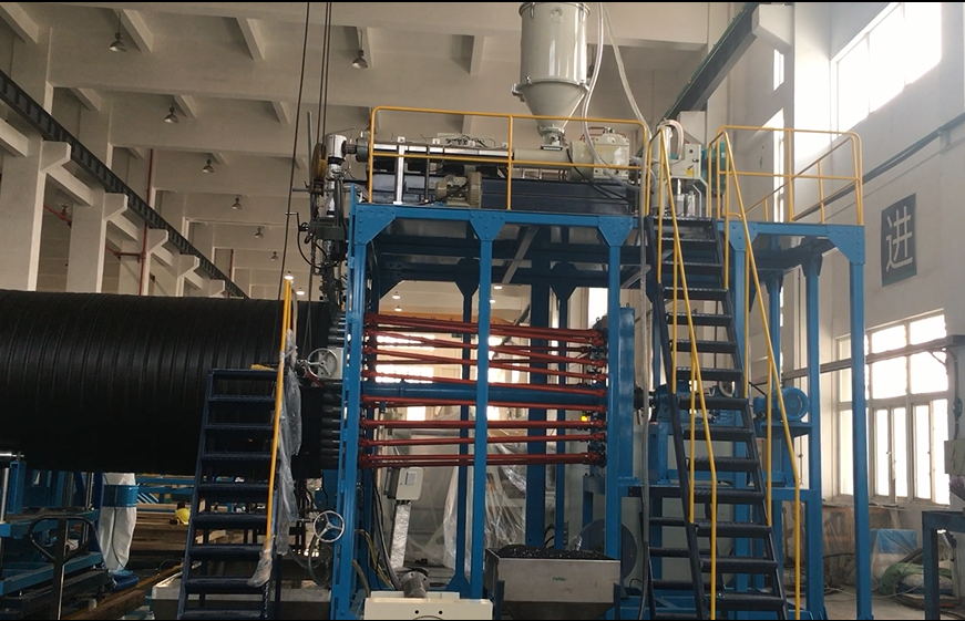 ठूलो व्यास HDPE घुमाउरो पाइप को उत्पादन