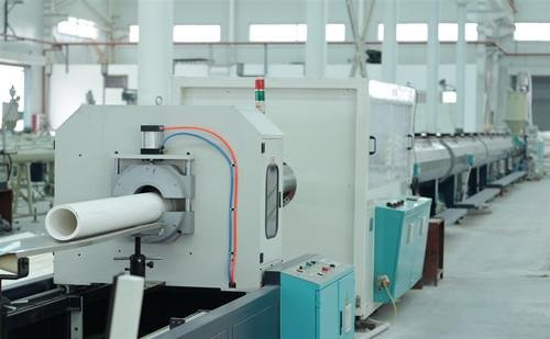 कसरी PVC Extruder ले समान सामग्री मिश्रण सुनिश्चित गर्दछ